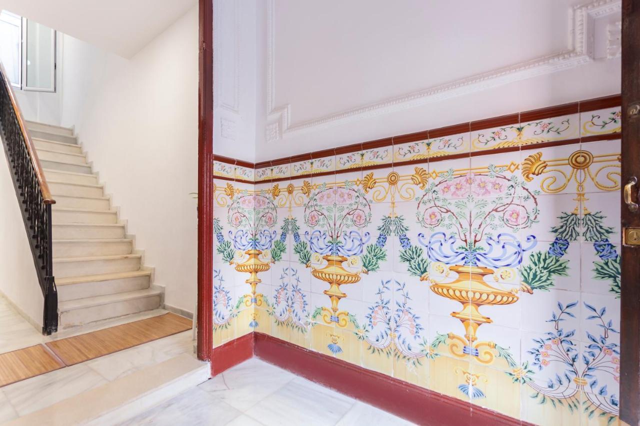 Sanders Lavender - Delightful Two-Bedroom Apartment Downtown Málaga Kültér fotó