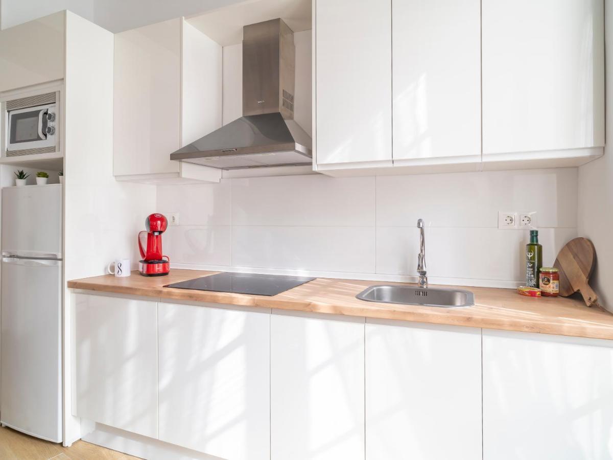 Sanders Lavender - Delightful Two-Bedroom Apartment Downtown Málaga Kültér fotó
